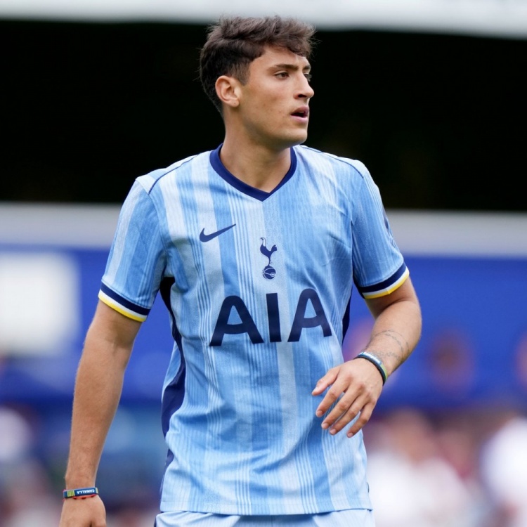 九游体育实况比分-巴媒：巴甲球队巴伊亚求购阿莱霍·贝利斯，已和热刺达成初步协议